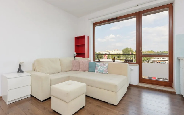 Spacious Apartment + Parking by Renters