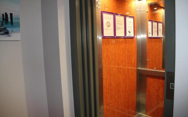 Hôtel-Selfotel La Louve