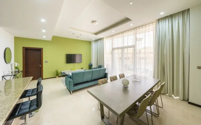 Modern beachfront 1BR apartment