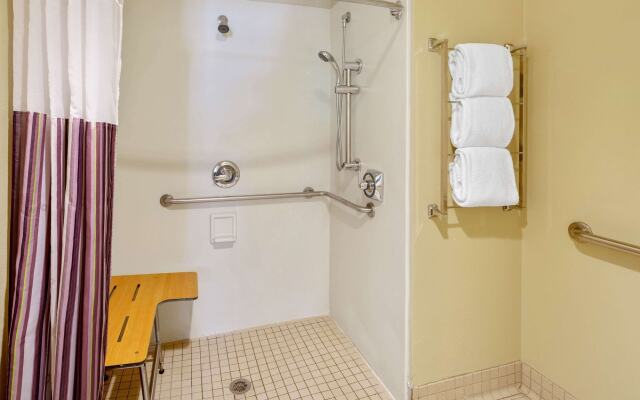 La Quinta Inn & Suites Miami Cutler Ridge