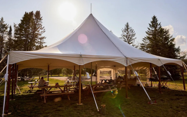 Hôtel UNIQ - Domaine Saint-Bernard