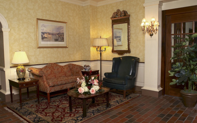 Crowne Plaza Albany - The Desmond Hotel by IHG