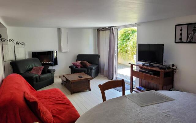 logement à 50 m de la mer !