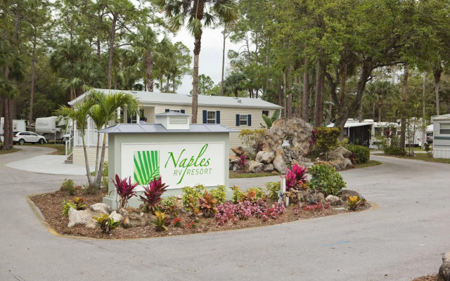 Naples RV Resort