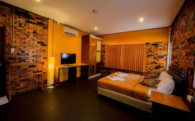 Adang Island Resort