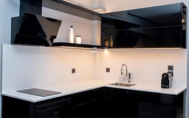 Luxury Premium Suite #1