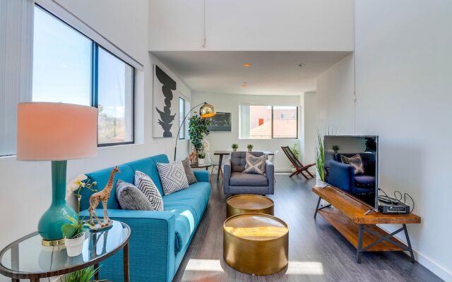 Luxury Little Italy Loft by Namastay