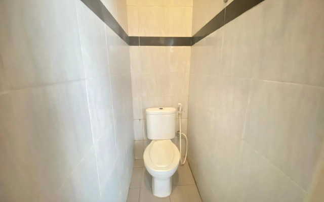 RedDoorz At Kartini Residence Semarang