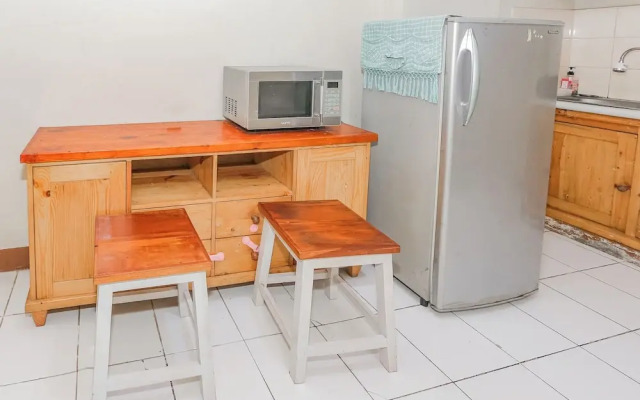 OYO 93952 Dms Property