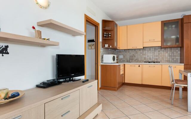 Lazise, Modern Houses, Nice and Colourful Decoration