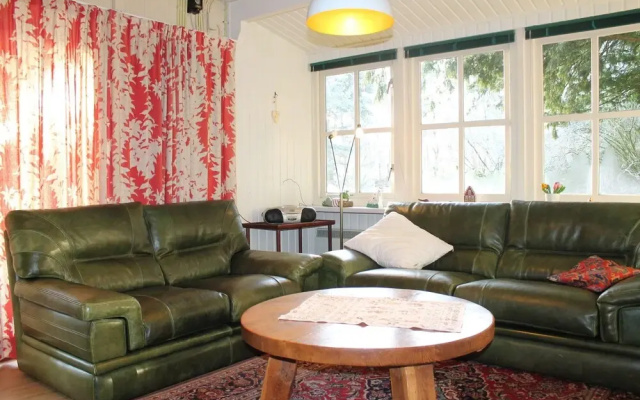 Cosy Holiday Home in Maarheeze With Verandah