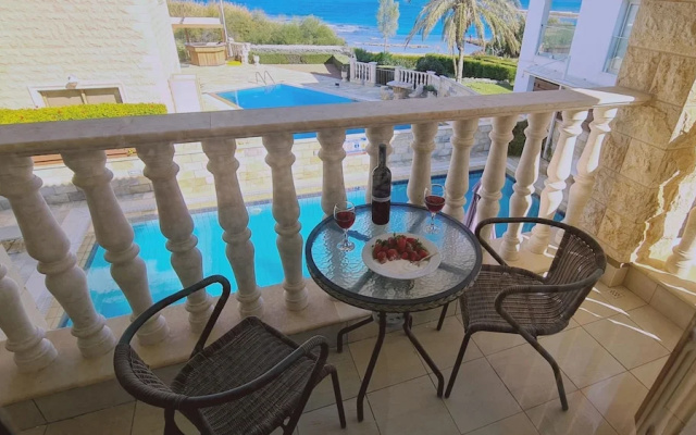 05 ATR - Ocean View Villa
