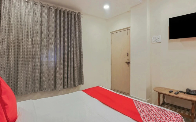 Sri Balaji Lodge By OYO Rooms