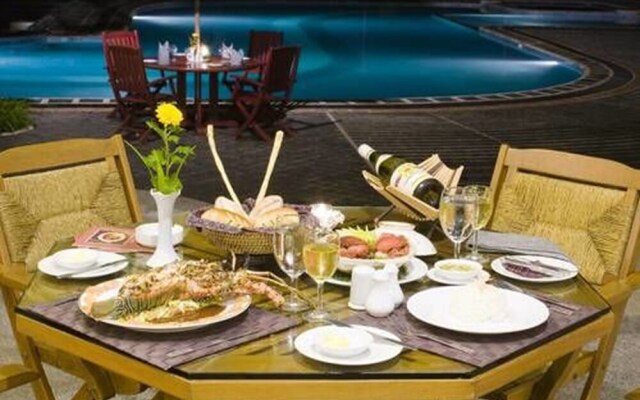 Sunny Paradise Resort