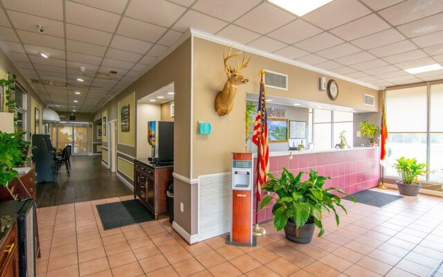 Reidsville Inn & Suites