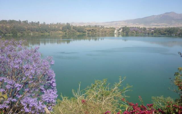 Babogaya Lake Viewpoint Lodge