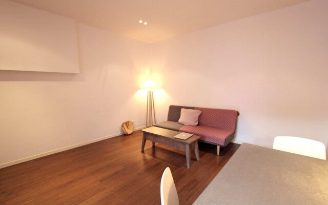 Quiet Apartment of 38m2 Bright with Pretty Terrace