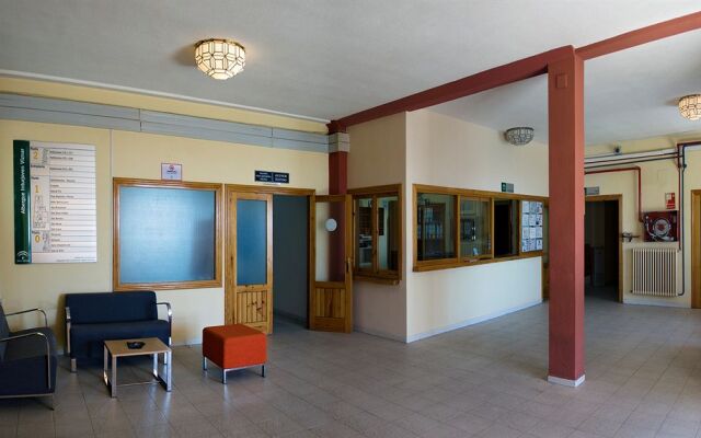 Albergue Inturjoven Víznar - Hostel