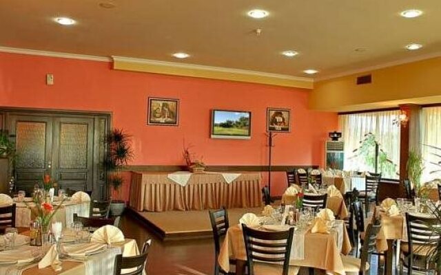 Briz 2 Hotel