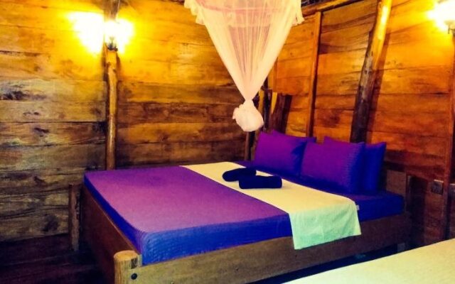 LakeSide Cabana Tissamaharama