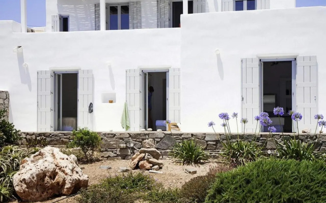 Seafront Villa Paros 3 Bedroom Luxury Villa With Pool