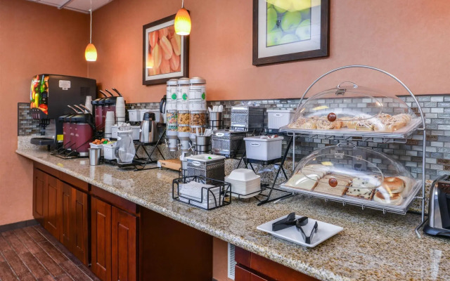 Best Western Plus Rama Inn