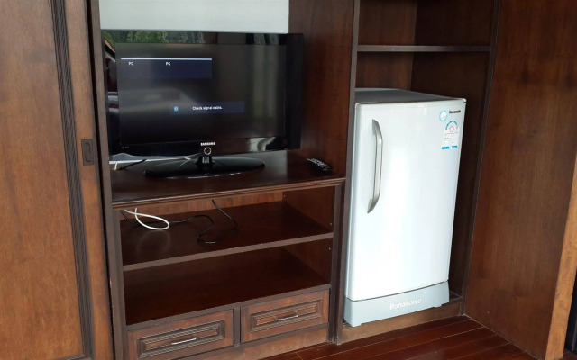 Chaweng Lakeview Condotel