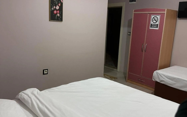 Di̇ri̇li̇ş Banarya Pansi̇yon