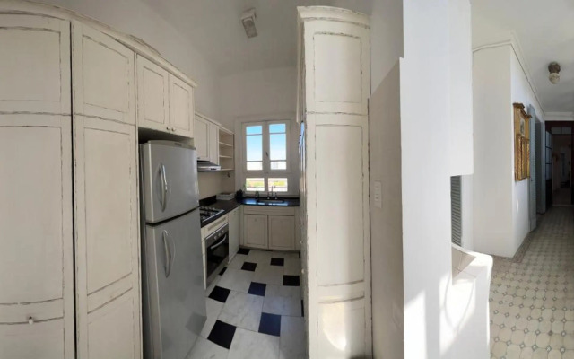 Beautiful apartment in Plaza Dorrego, San Telmo