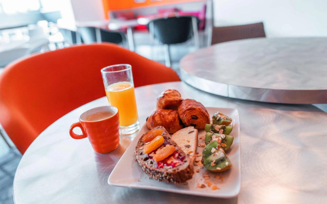 ibis Styles Paris Velizy