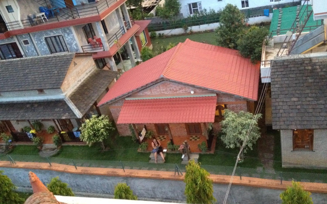 Vardan Resort n' Apartment