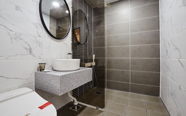 Noble Stay Hotel