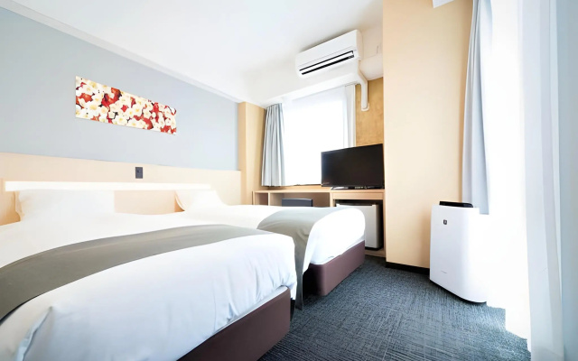 Shinsaibashi Higashi Crystal Hotel – Guest Rooms – Osaka