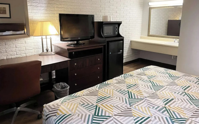 Studio 6 Suites – Wytheville, VA