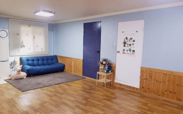 Gapyeong Supeuro Ganeungil Pension