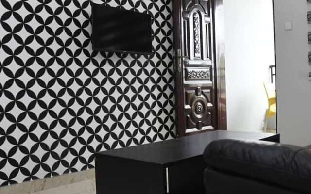 Impeccable 2-bed Lodge