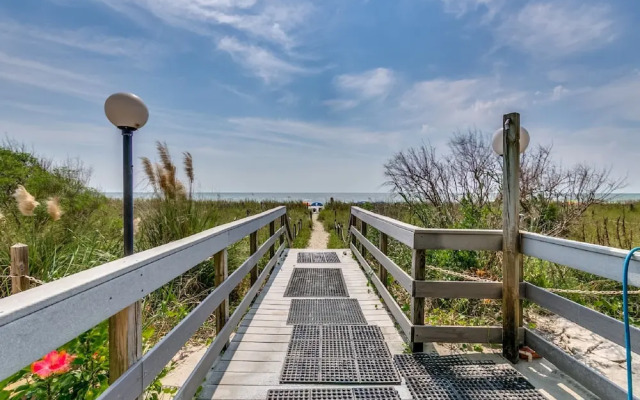 Summit by Elliott Beach Rentals