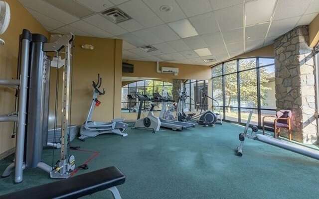 Red Tee 6 Bedroom Condo