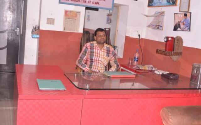 Yash Guest House