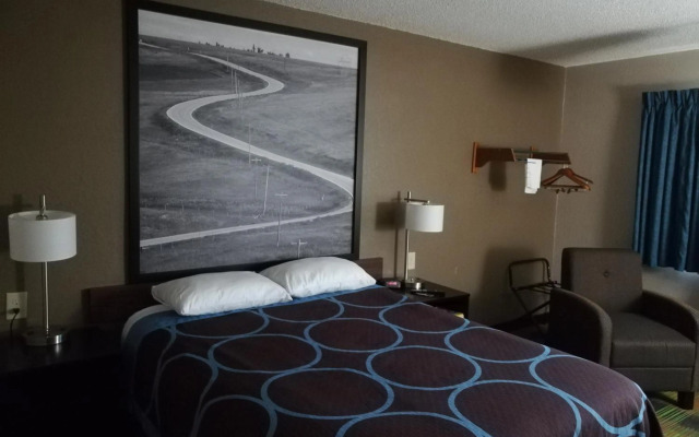 Super 8 by Wyndham Keokuk