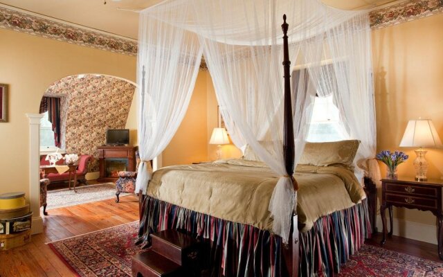 Hamanassett Bed & Breakfast