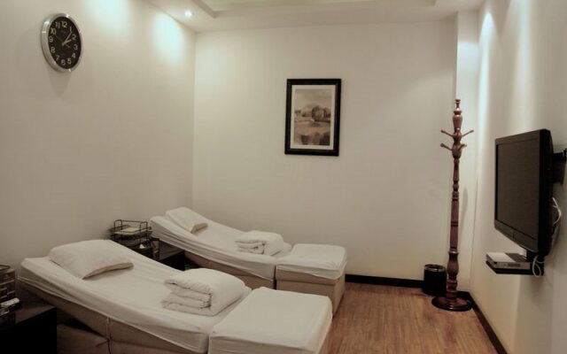 Nine Point International Hotel