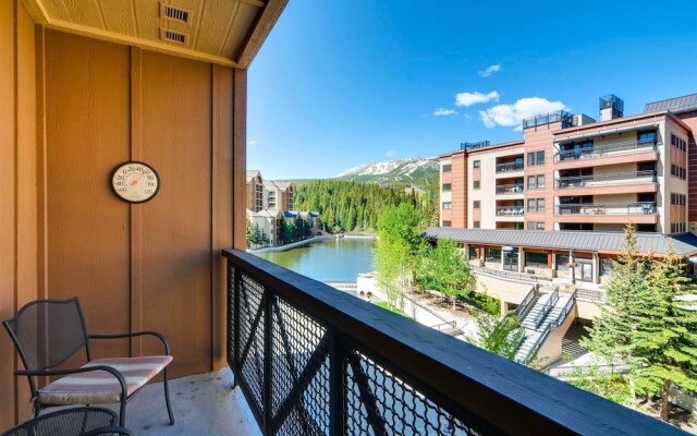1 Bedroom Mountain Condo Located in Historic Downtown Breckenridge Near Shopping, Dining, and Restaurants