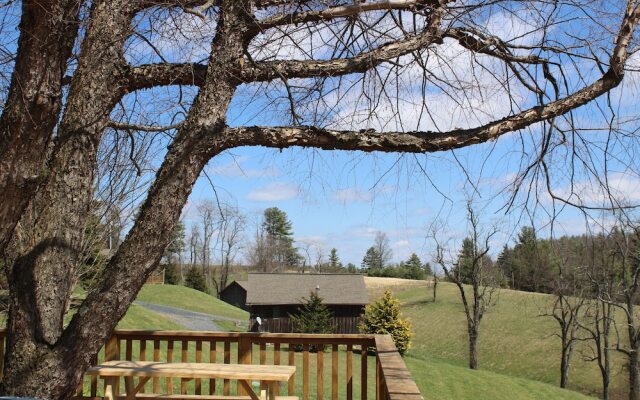 New River Inn and Cabins
