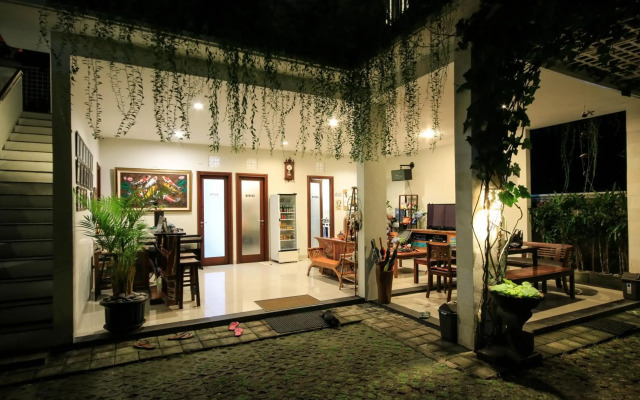 Dewivilla Hotel