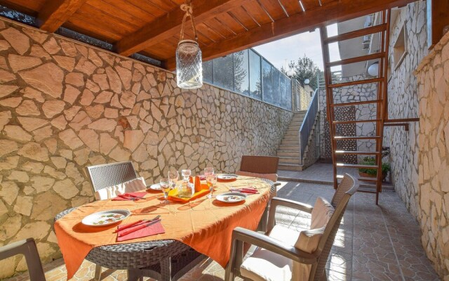 Stunning Apartment in Bari With 3 Bedrooms and Wifi