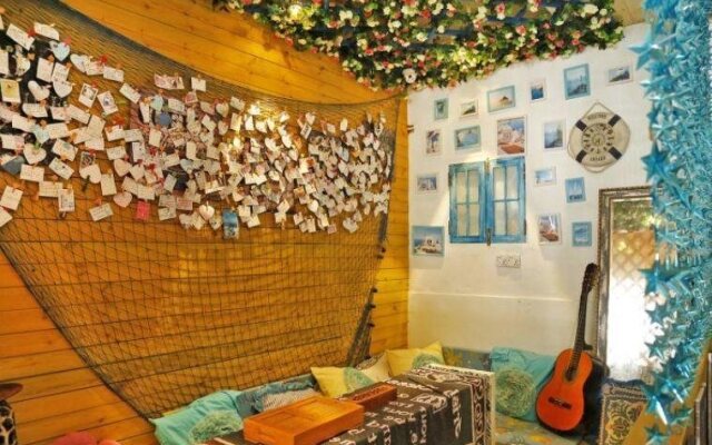 Shenzhen Xingyuewan Seaview Art Inn