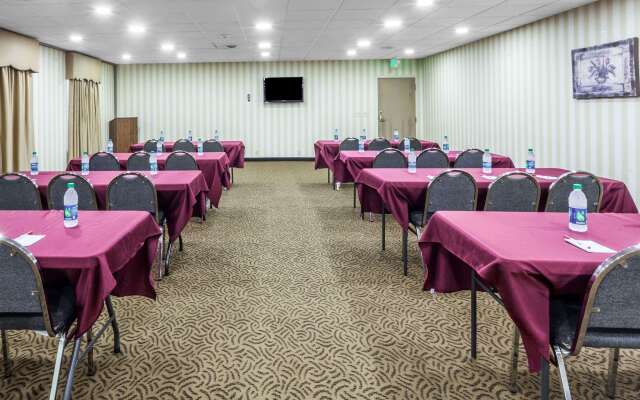 Ramada by Wyndham Lebanon