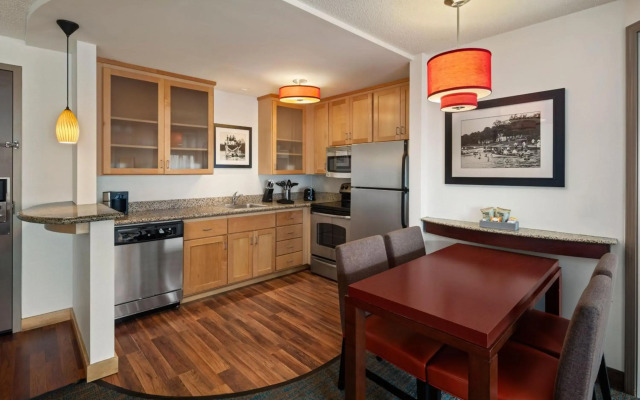Residence Inn by Marriott Minneapolis Plymouth