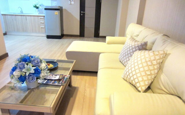 Life Grand Hotel
